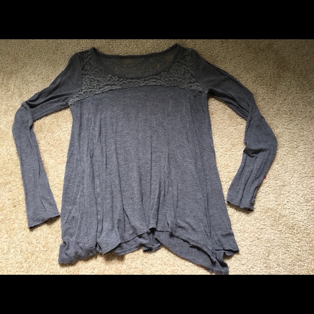 Hollister size medium gray shirt
